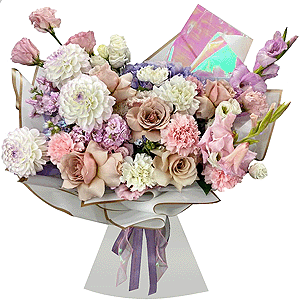 Blue/purple hydrangea - 1, lisianthus - 2, Pink Matthiola - 3, Rose Cream 50 cm - 7, Carnation white, cream - 6, White Dahlia - 4, Baltica White Spray Chrysanthemum - 5, Pink Gladiolus - 3, Pink Lisianthus (Eustoma) - 2, Pink carnation - 5, Oksipetalum, Wrapping Paper
