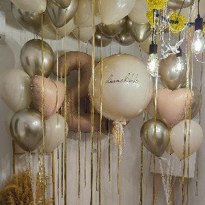 Golden Shimmer Balloon Set with delivery Novosibirsk