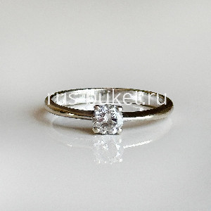 Gold Ring With a 0.3 Carat Diamond with delivery Novosibirsk