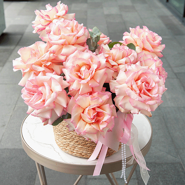 Where Dreams Bloom with delivery Novosibirsk