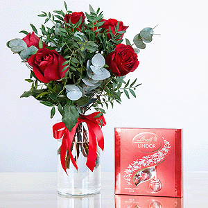 Red rose 50 cm - 7, Pistachio, Eucalyptus Cinerea, Ribbon, Lindt Candy Box