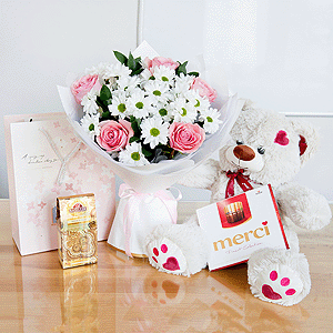 Gift set "Provence Aroma with candies, tea and teddy bear" with delivery Novosibirsk