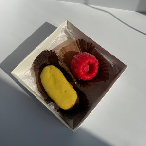 Raspberry Dawn Molded Desserts with delivery Novosibirsk