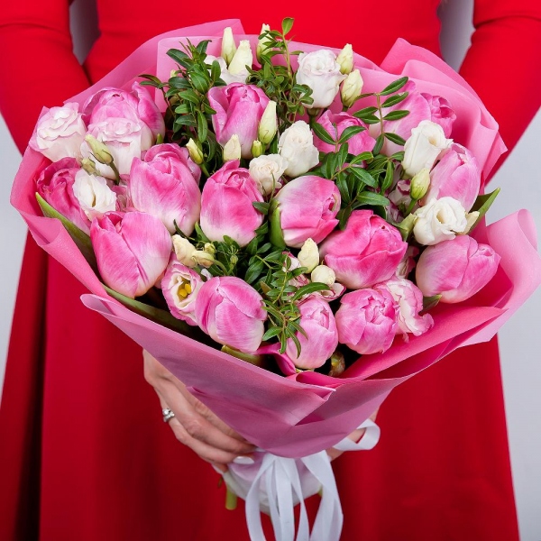 Pink Lisianthus (Eustoma) - 3, Pink tulip - 21, Pistachio, Wrapping Paper